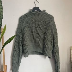 super cute chunky knit green turtleneck sweater